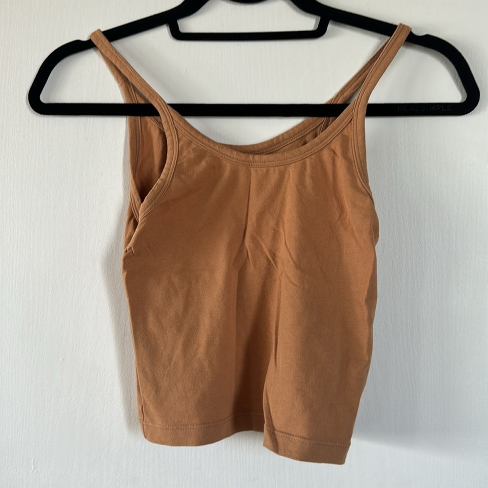 Camel ARQ cropped tank- small